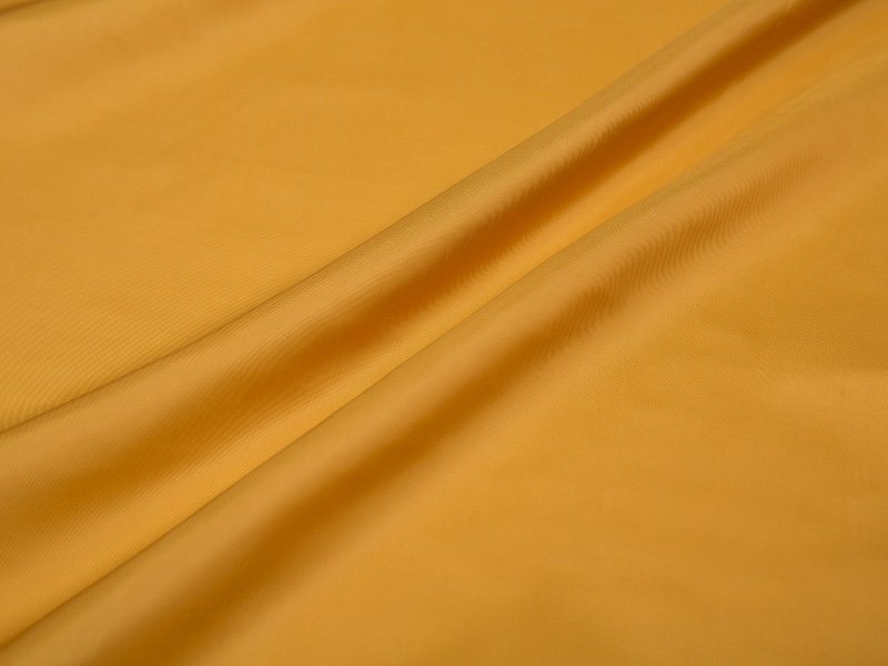 Poliészter sima bélésszövet