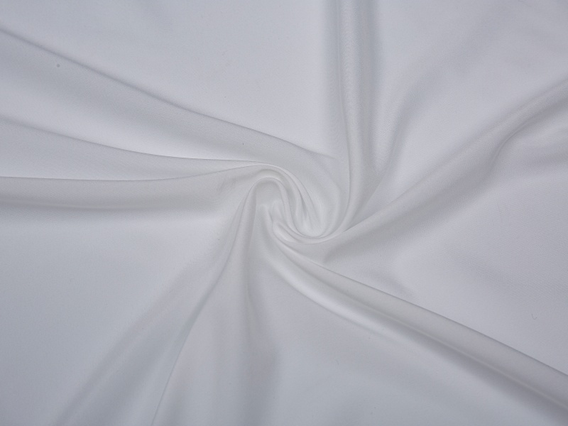 Poliészter nyújtó bélés