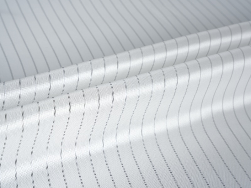 Poliészter viszkóz fonalral festett hüvelyes bélésszövet