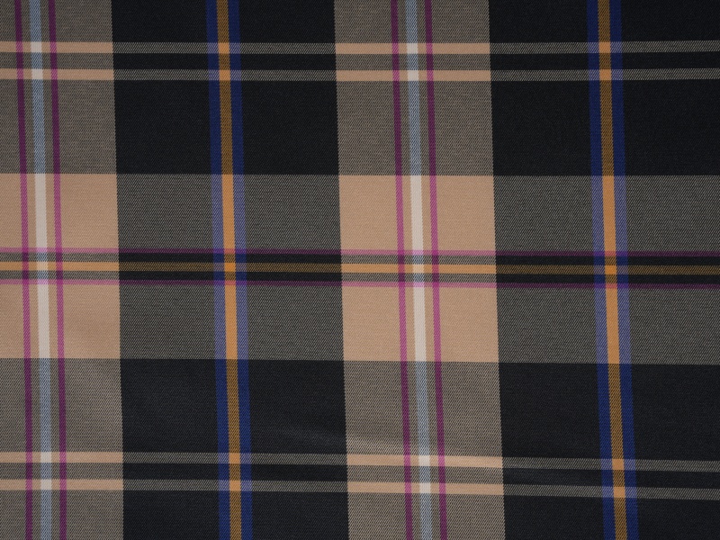 Poliészter fonalral festett hüvelyes bélés