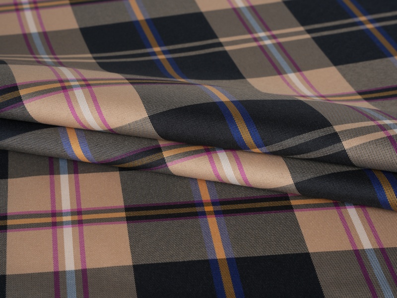 Poliészter fonalral festett hüvelyes bélés