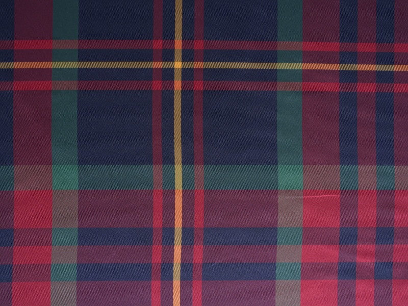 Poliészter fonalral festett hüvelyes bélés