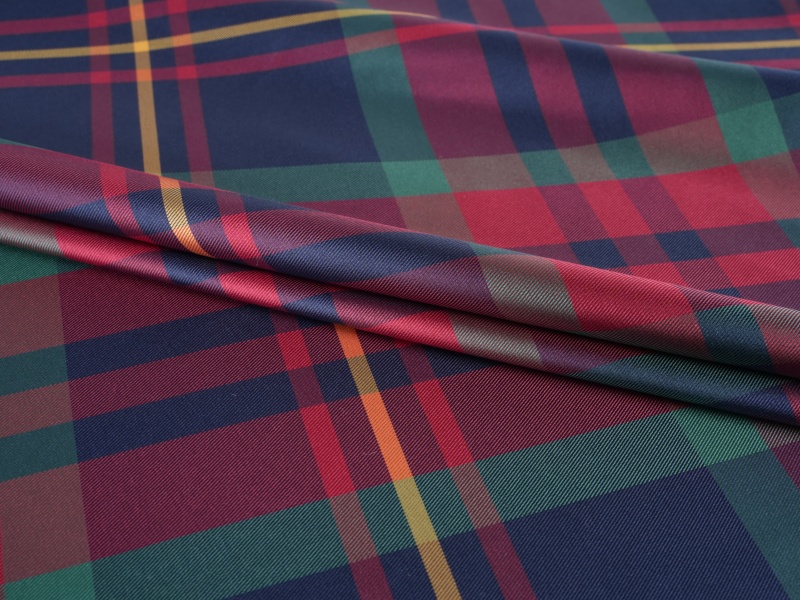 Poliészter fonalral festett hüvelyes bélés